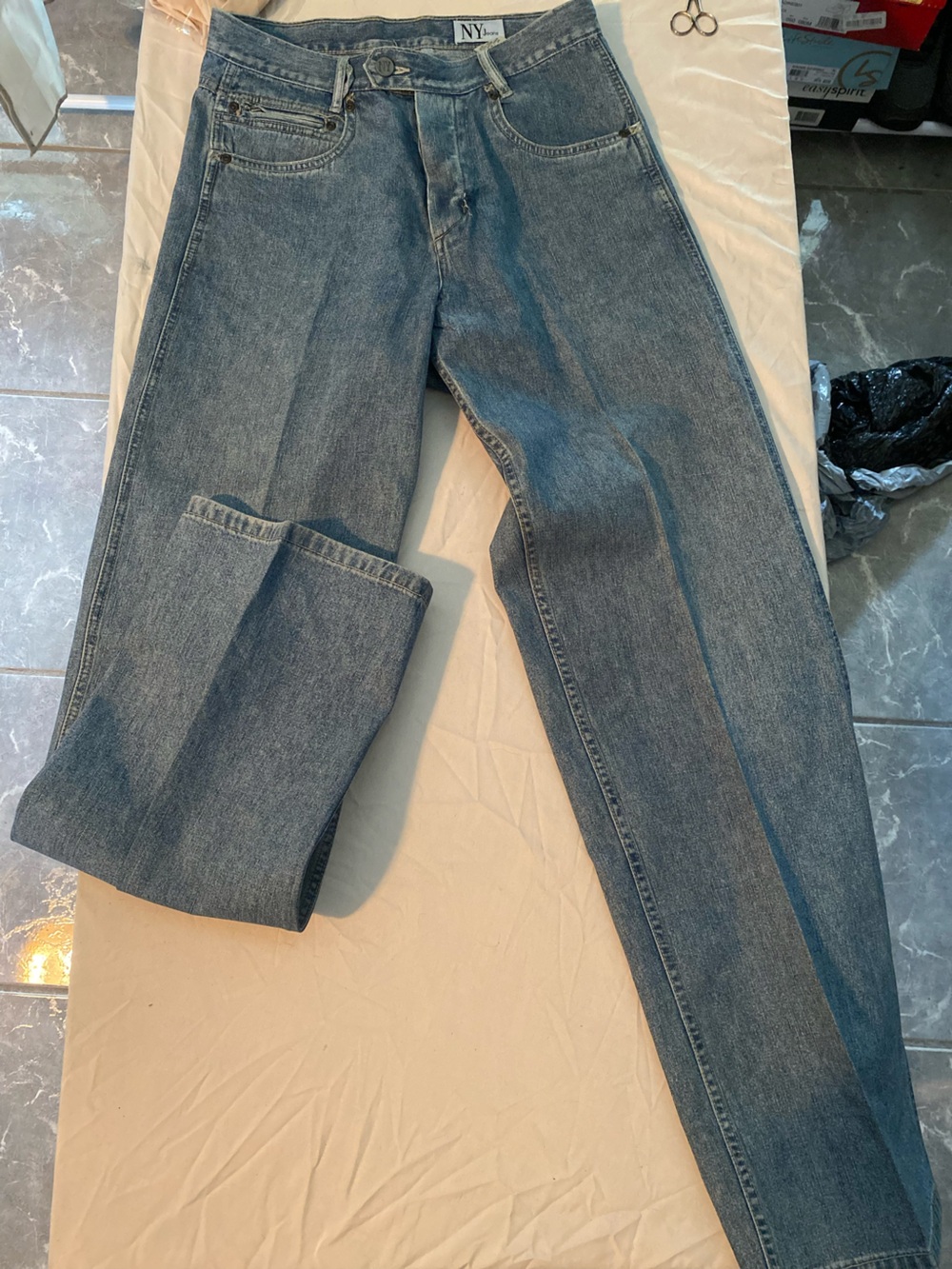 Vintage Y2K New York & Co. Classic Light Blue Denim Jeans - Picture 3 of 7